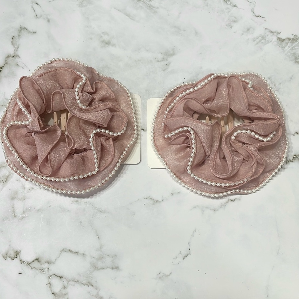 Dusty Pink Chiffon Pearl Detail Ponytail Scrunchie Combs